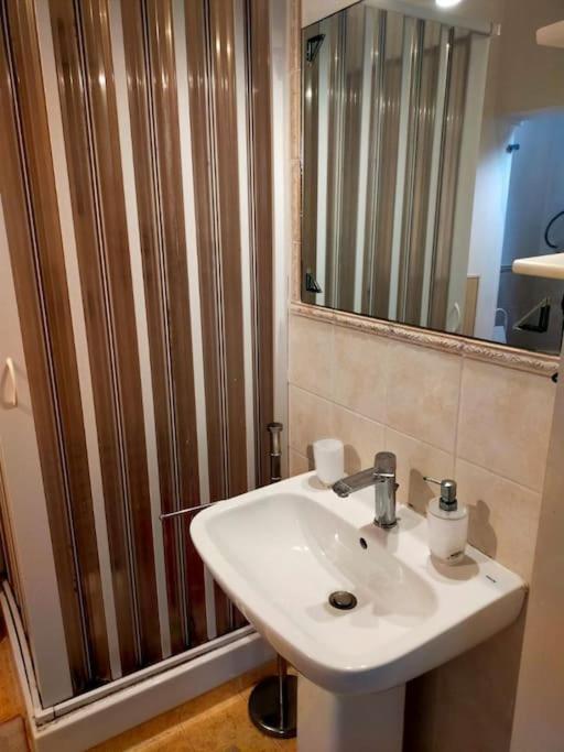 Casa Vacanza "Il Cortiletto" Sciacca Esterno foto